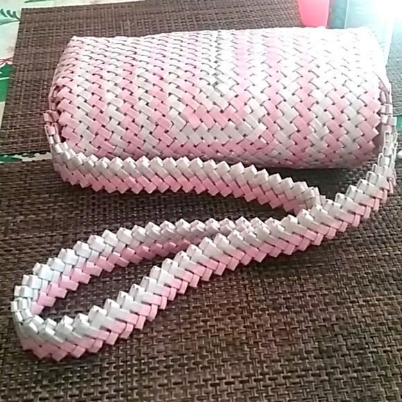 Handmade candy wrapper purse pink and white - Picture 7 of 7